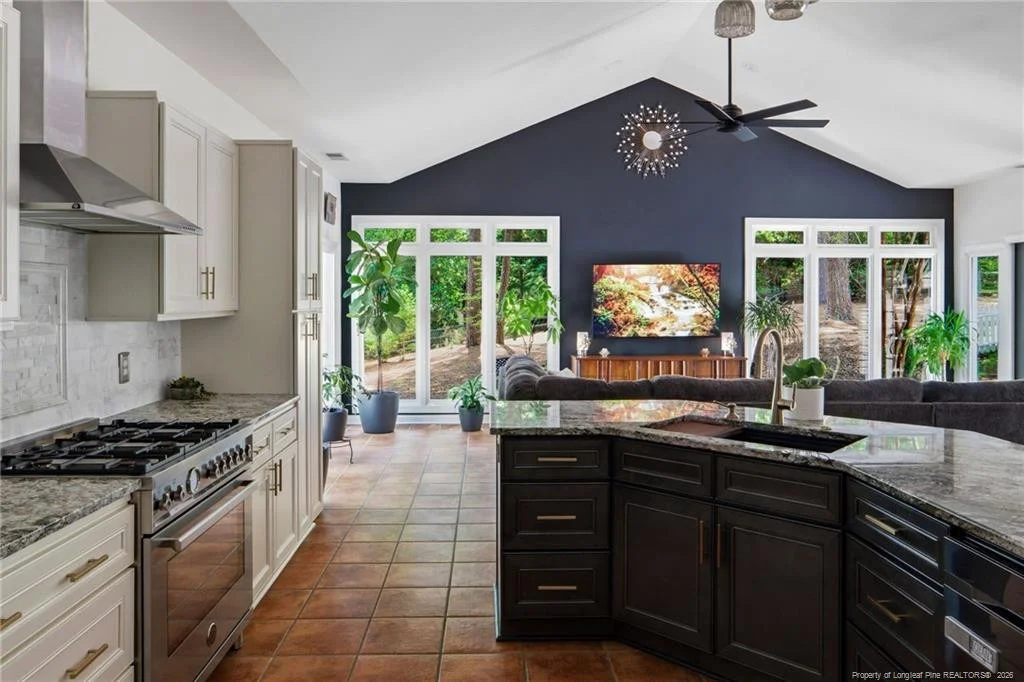 Photo of 305 Maples Road