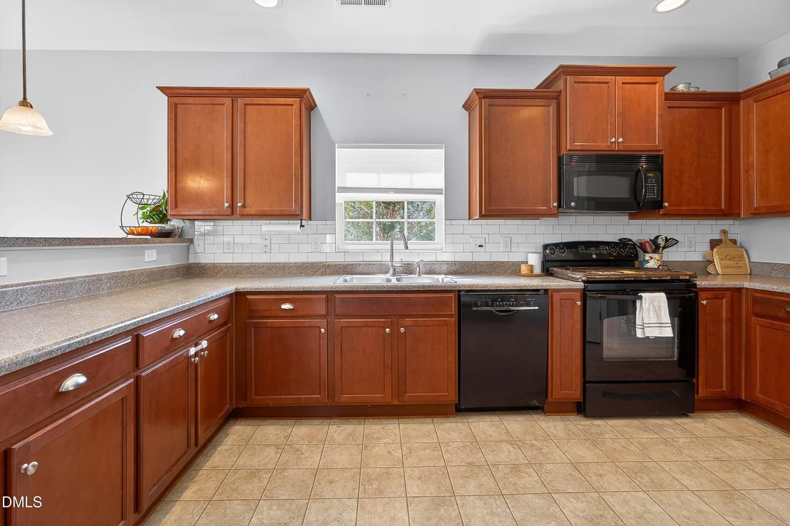Photo of 2546 Covington Loop