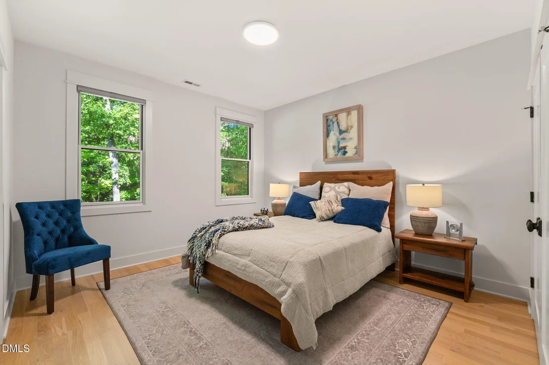 Photo of 565 Erwin Road