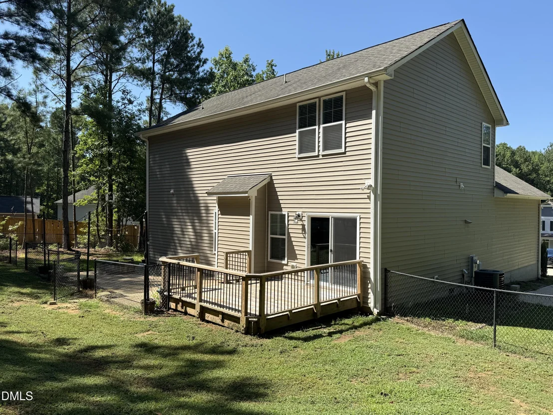 Photo of 2137 Emerald Lane