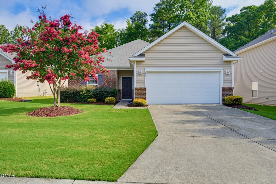 Photo of 205 Rosaline Lane