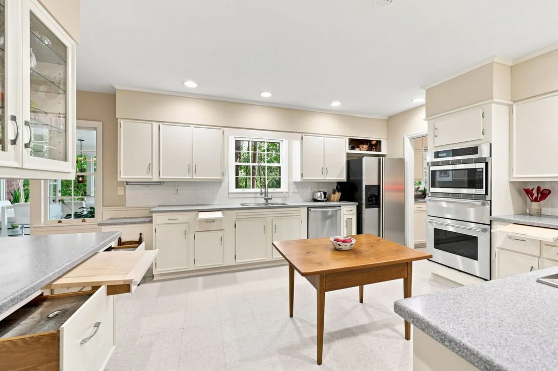Photo of 3605 Rugby Road