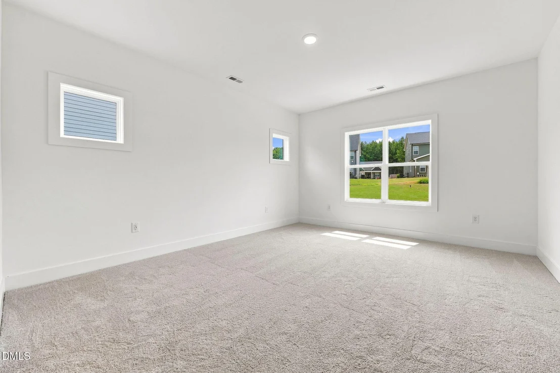Photo of 143 Grinnell Loop