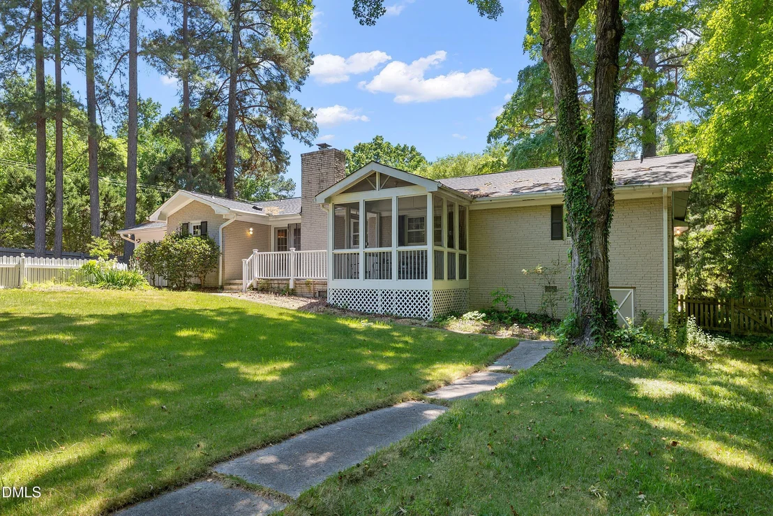 Photo of 2802 Devon Road