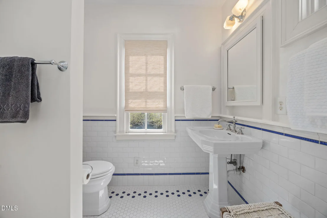 Photo of 3816 Dover Road