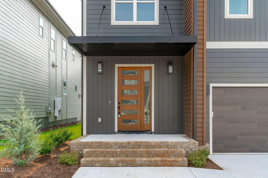 Photo of 1005 Addison Place