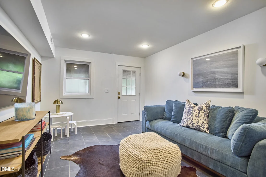 Photo of 3505 Rugby Road