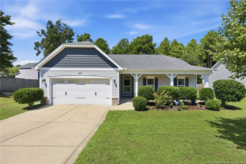 Photo of 233 English Oak Drive