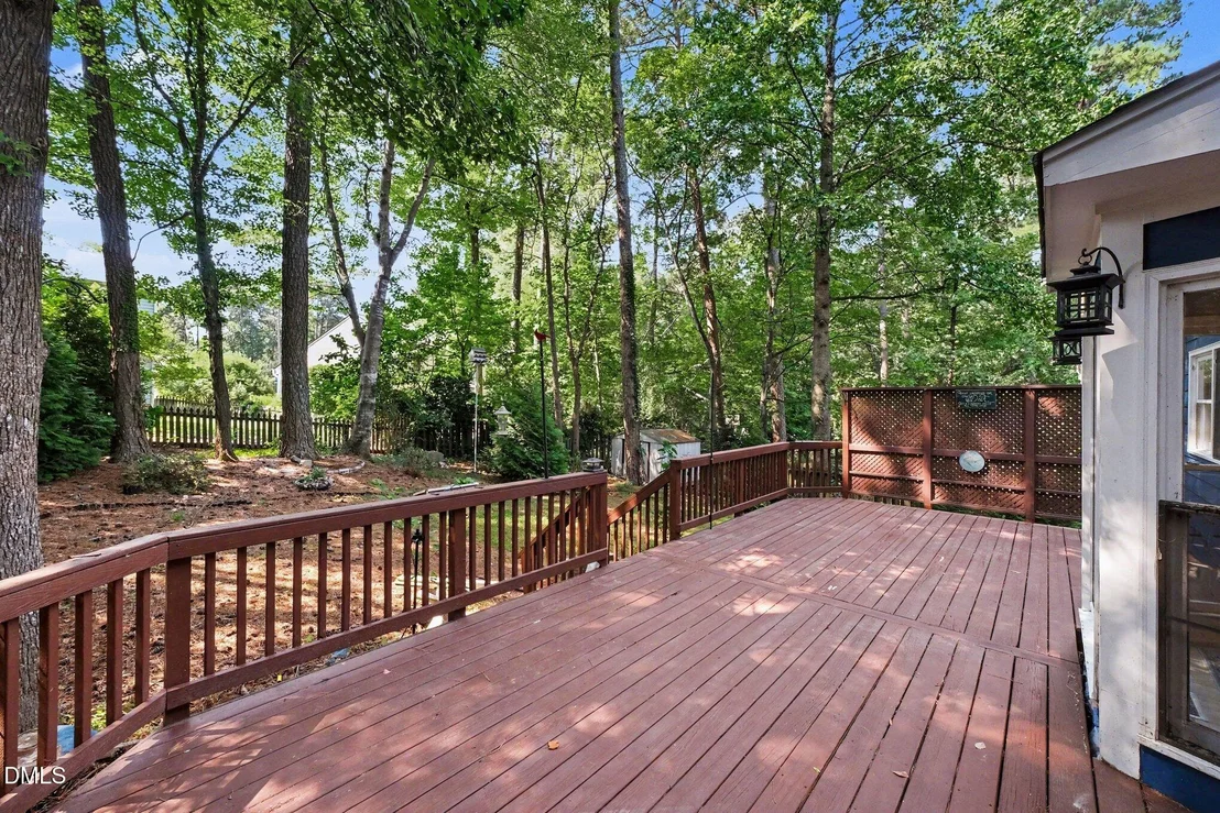 Photo of 1204 Belhaven Road