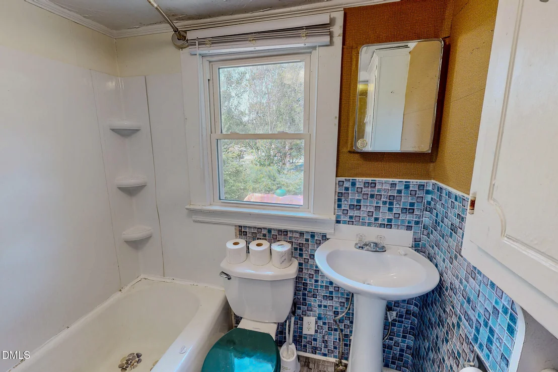 Photo of 151 Wrenon Avenue