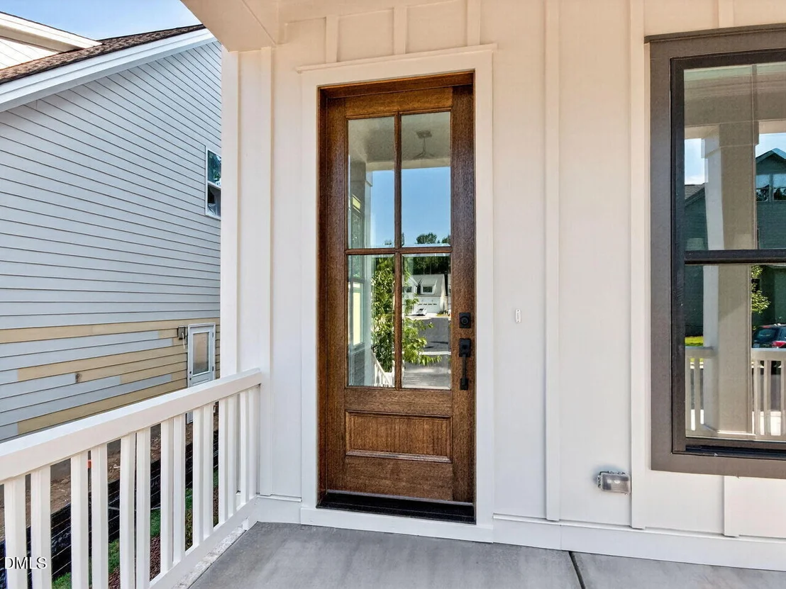 Photo of 1528 Level Stream Road