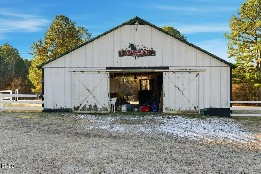 Photo of 1190 Little Mountain Road