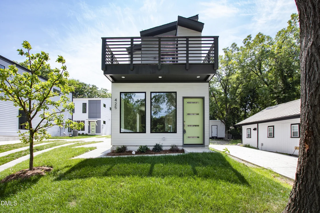 Photo of 425 Eugene Street