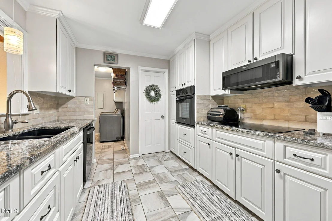 Photo of 5312 Fairoaks Road