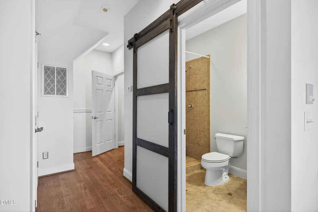 Photo of 945 Alden Bridge Drive
