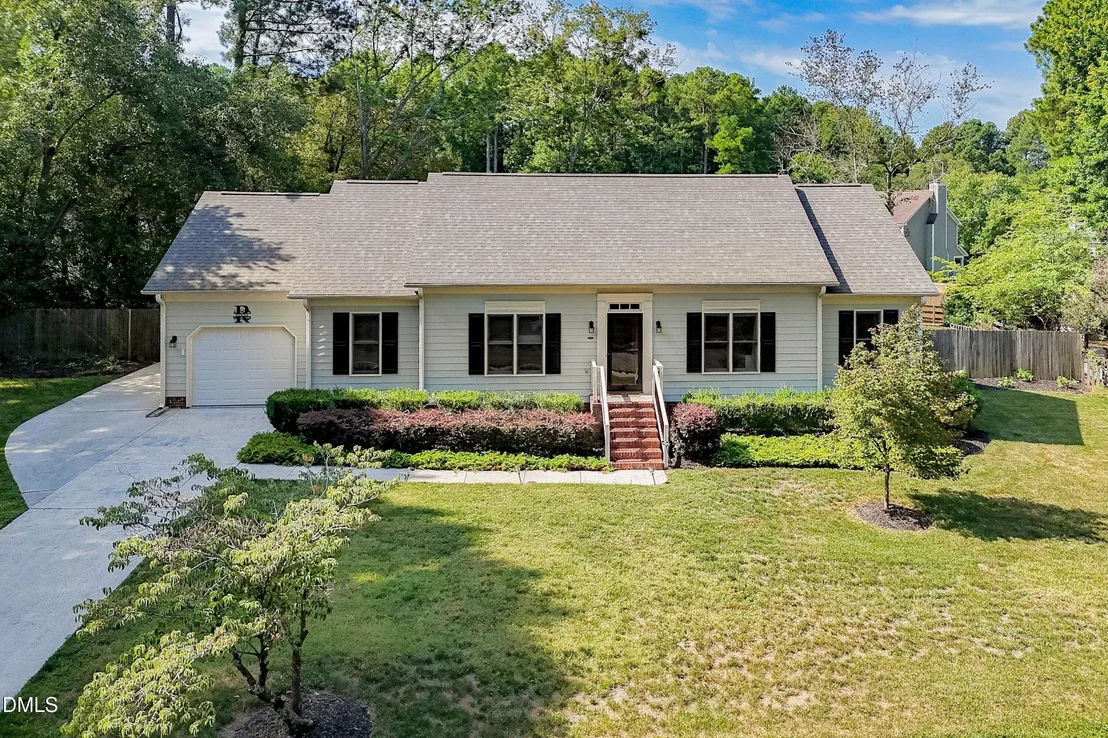 Photo of 103 Pinewood Drive