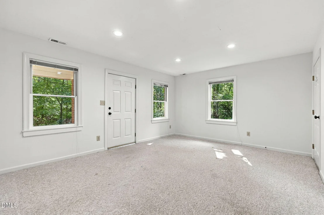 Photo of 13 Whitburn Place