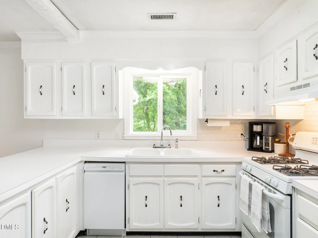 Photo of 1805 Travis Lane