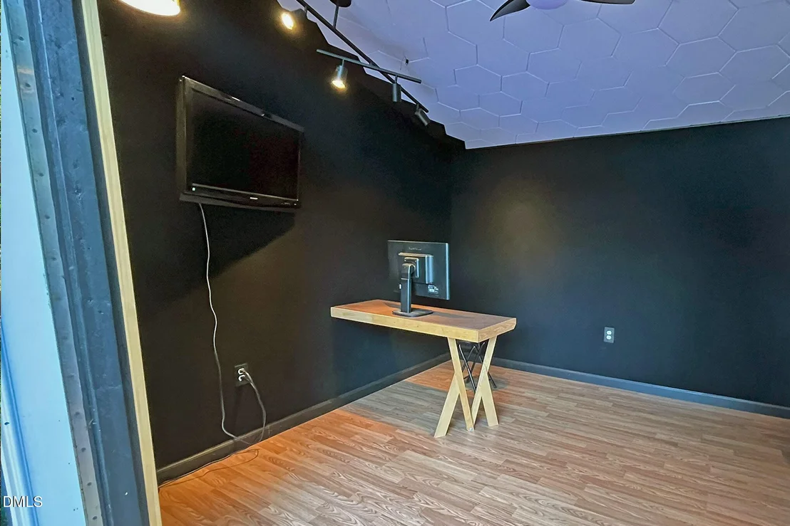 Photo of 603 Smith Level Road