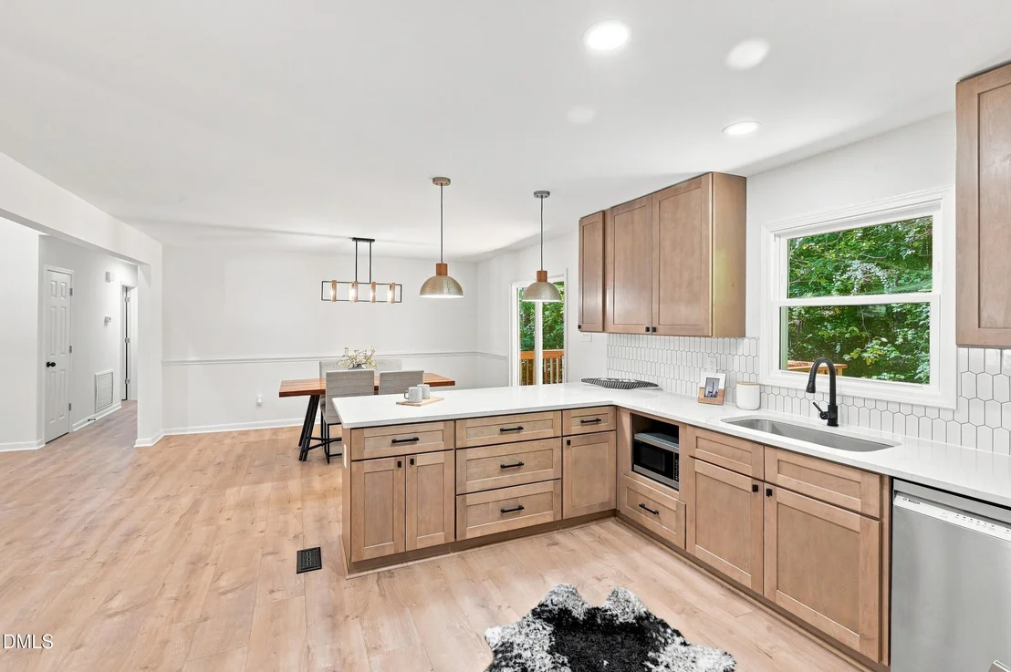 Photo of 1712 Rosedale Avenue