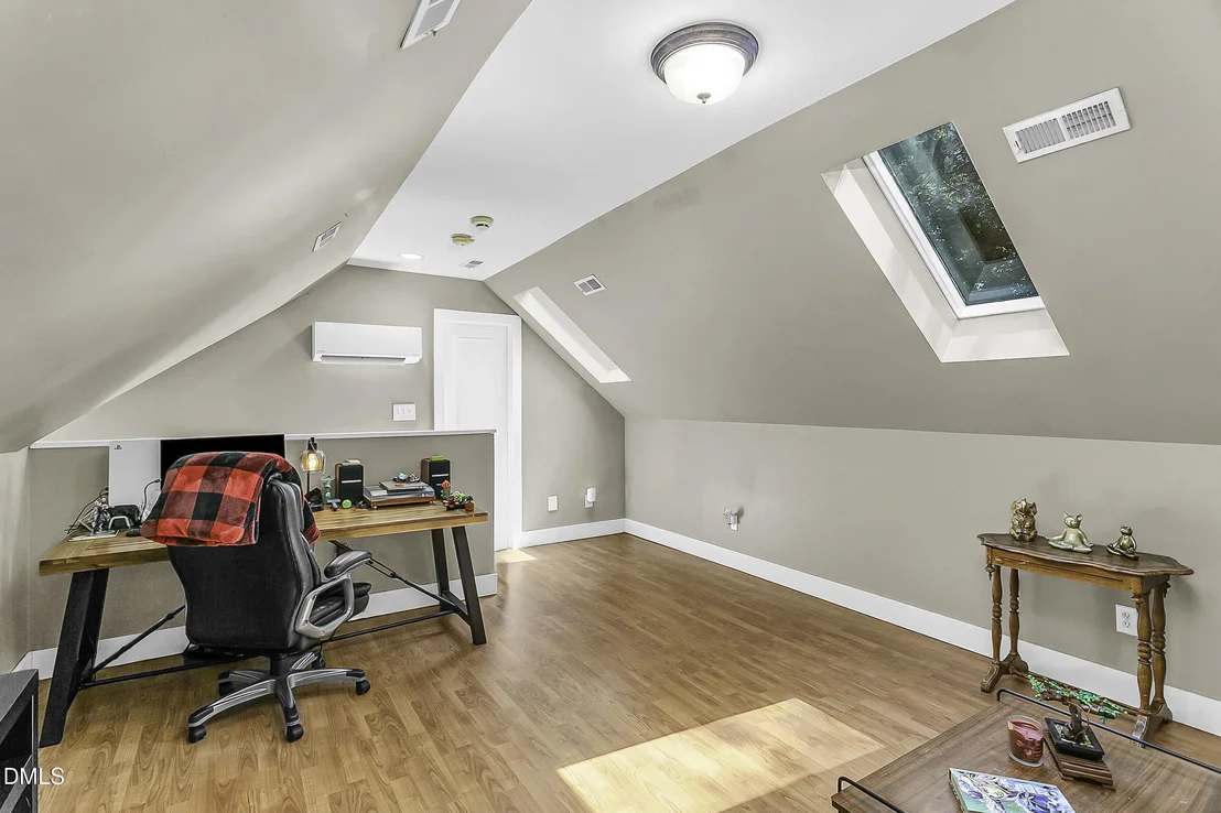 Photo of 8 Rabbit Path