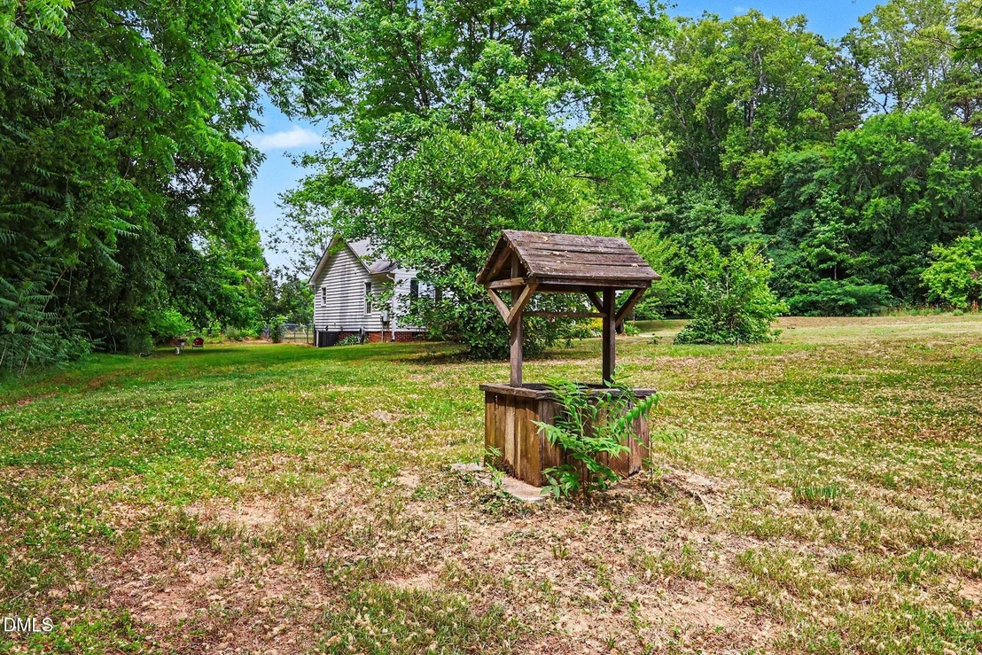 Photo of 1750 Tom Oakley Road