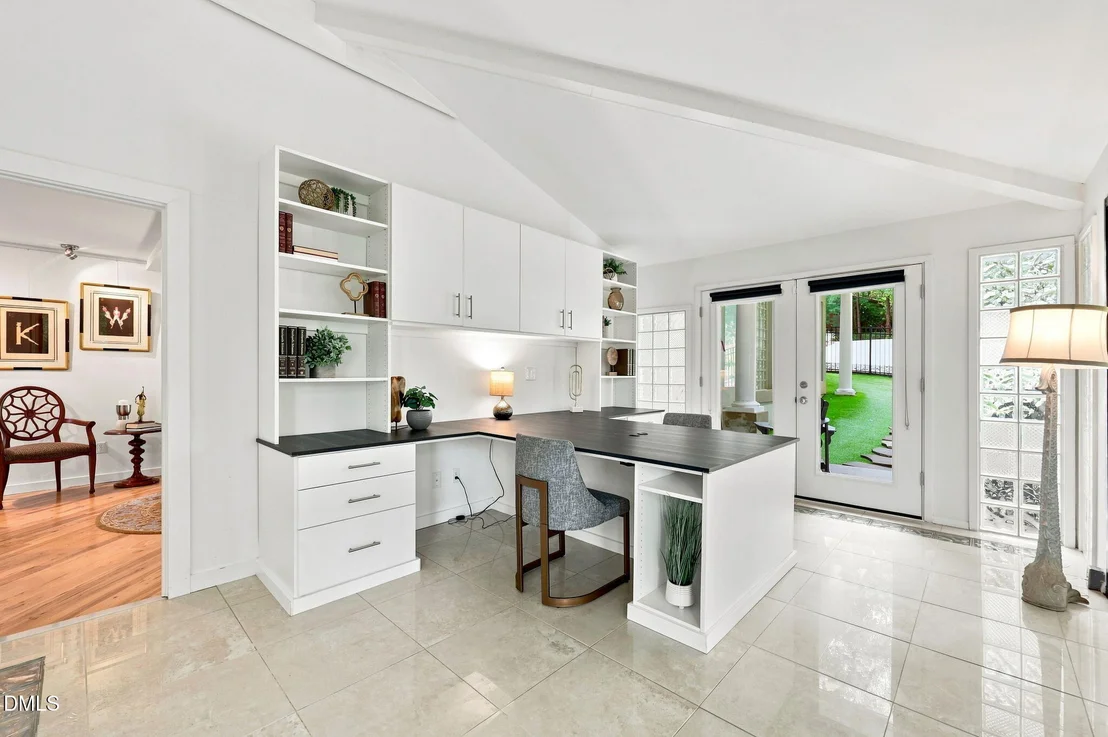 Photo of 2925 Debra Drive