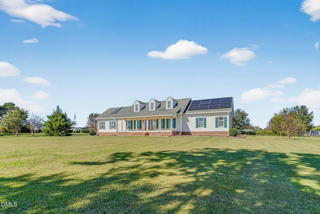 Photo of 1190 Sanders Road