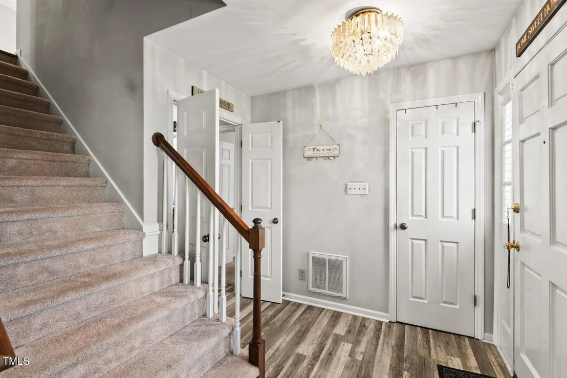 Photo of 130 Twin Oaks Drive