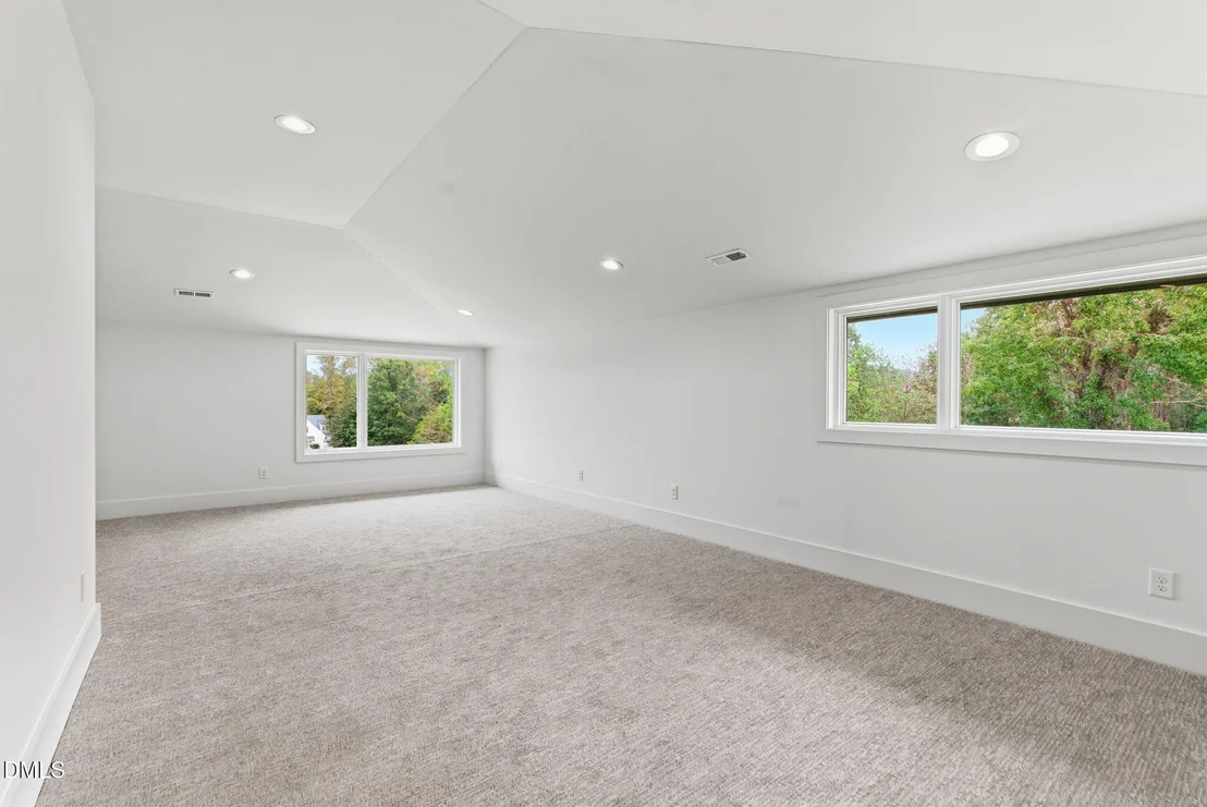 Photo of 213 Westhampton Drive