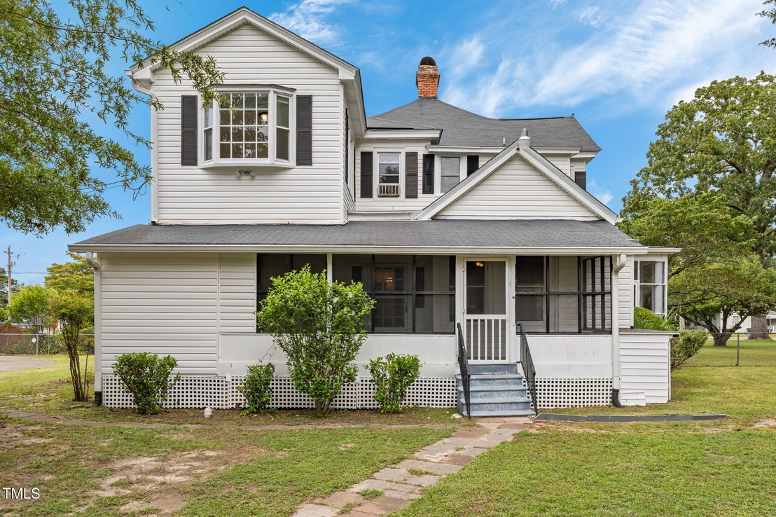 Photo of 301 E H Street