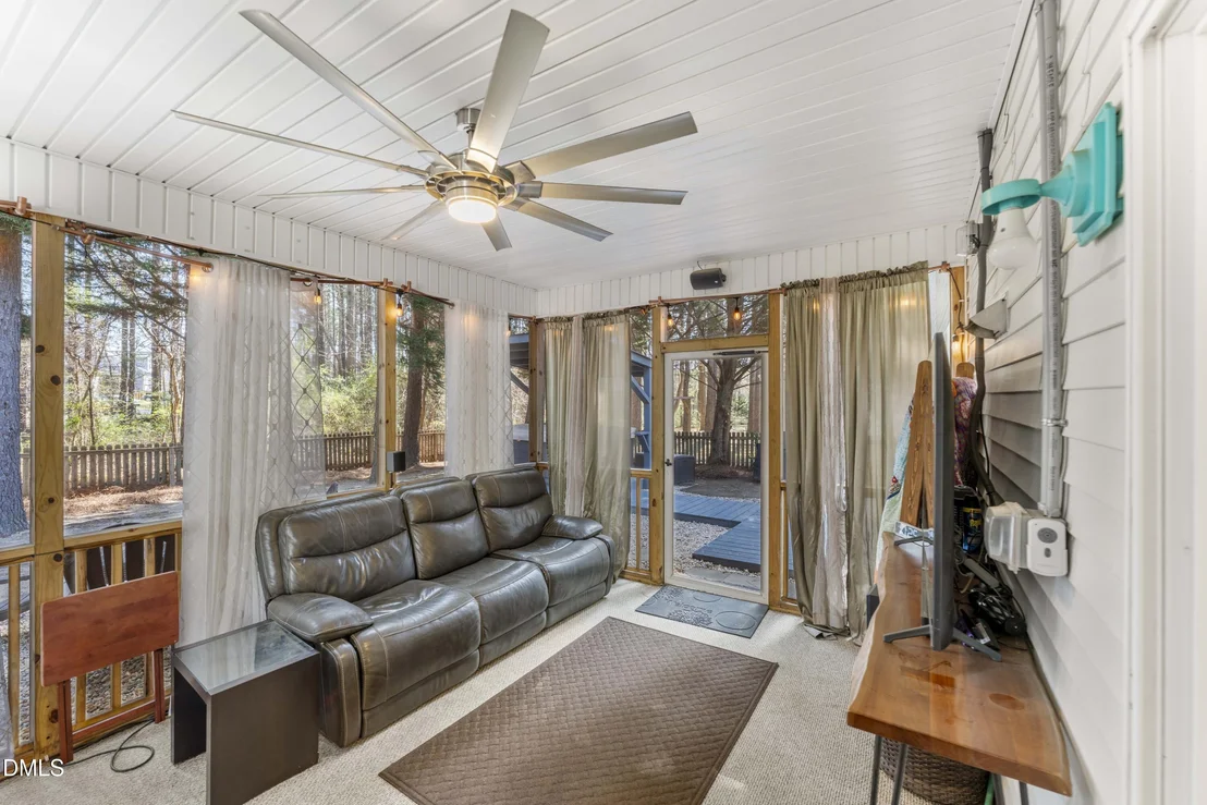Photo of 3045 Buttonwood Lane