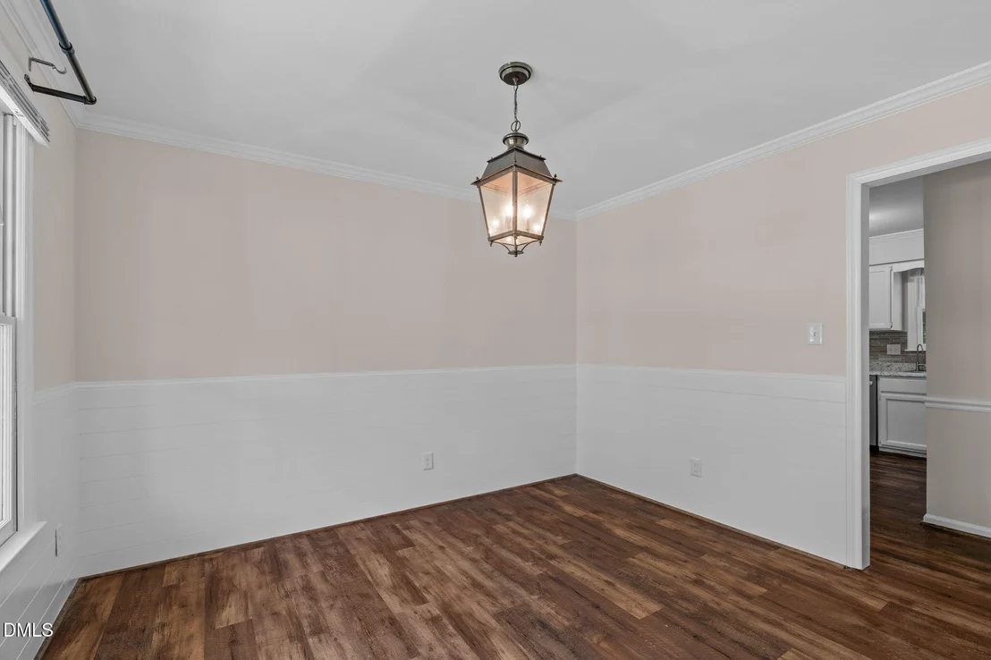 Photo of 8109 Round Oak Road