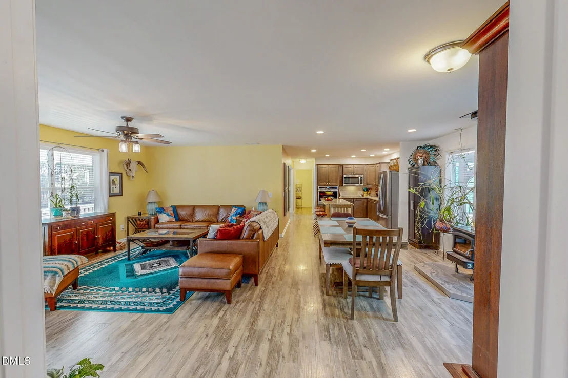 Photo of 125 Ninovan Place