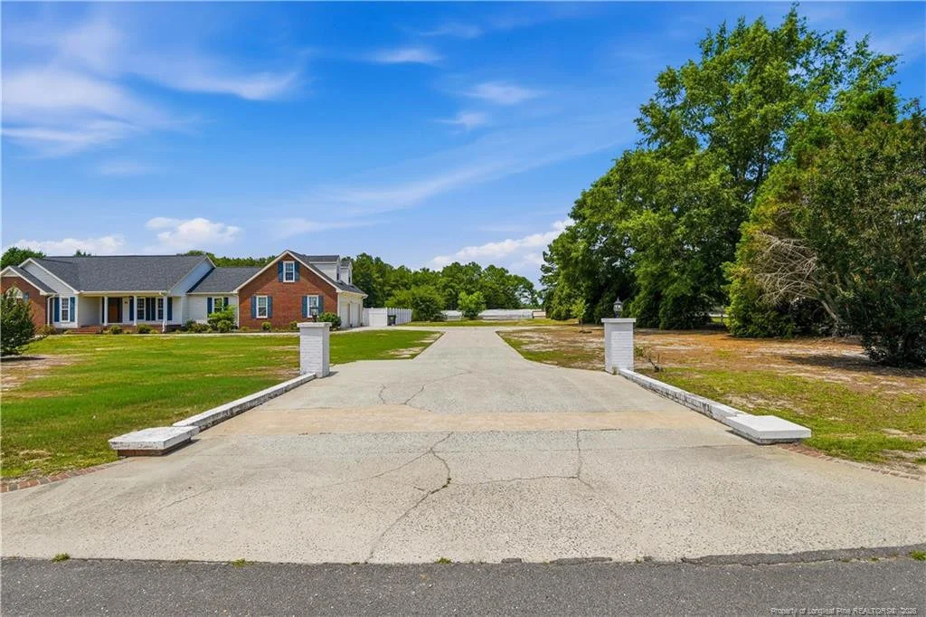 Photo of 44 Oak Hill Drive