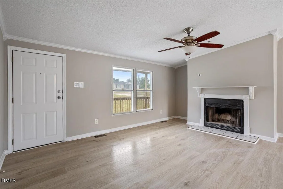 Photo of 1425 Heritage Way