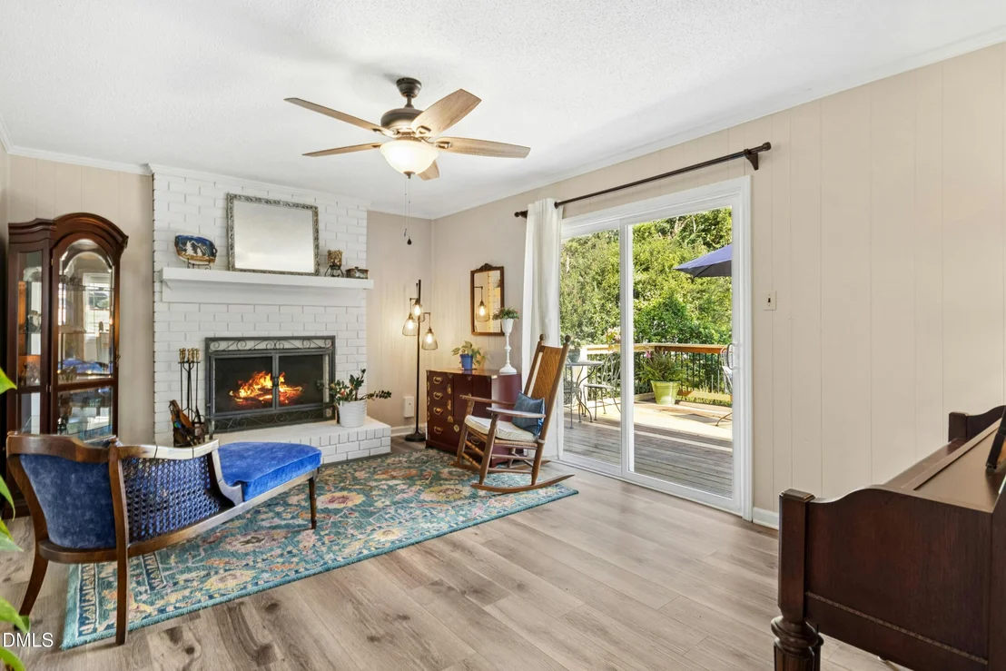 Photo of 1309 Swallow Drive