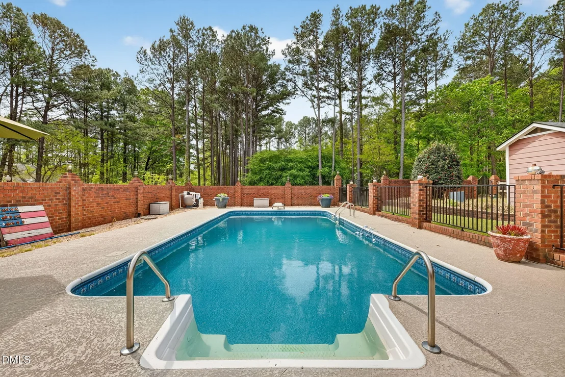 Photo of 3400 Queen Ann Drive
