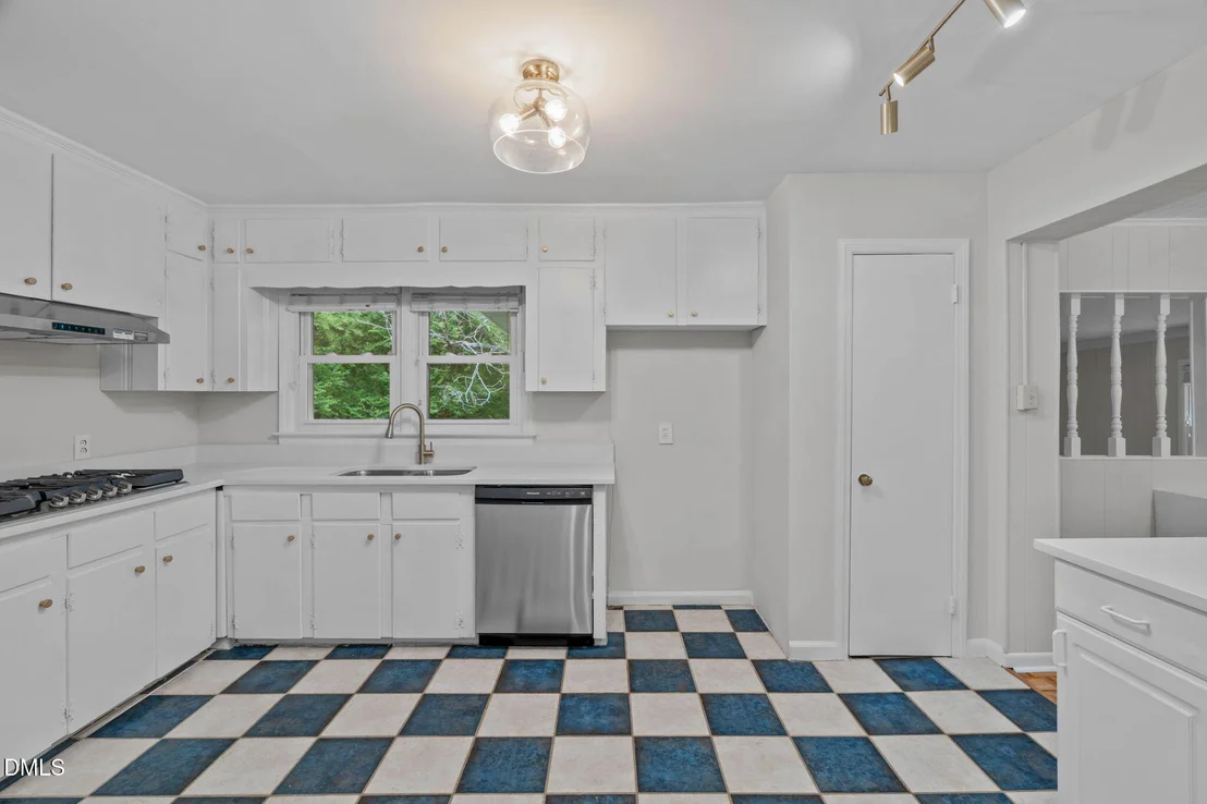 Photo of 1203 Poplar Avenue