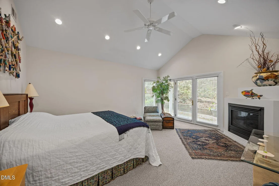 Photo of 2425 Argyle Drive