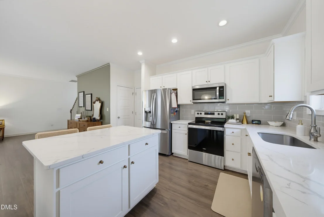 Photo of 196 Silverleaf Drive Drive