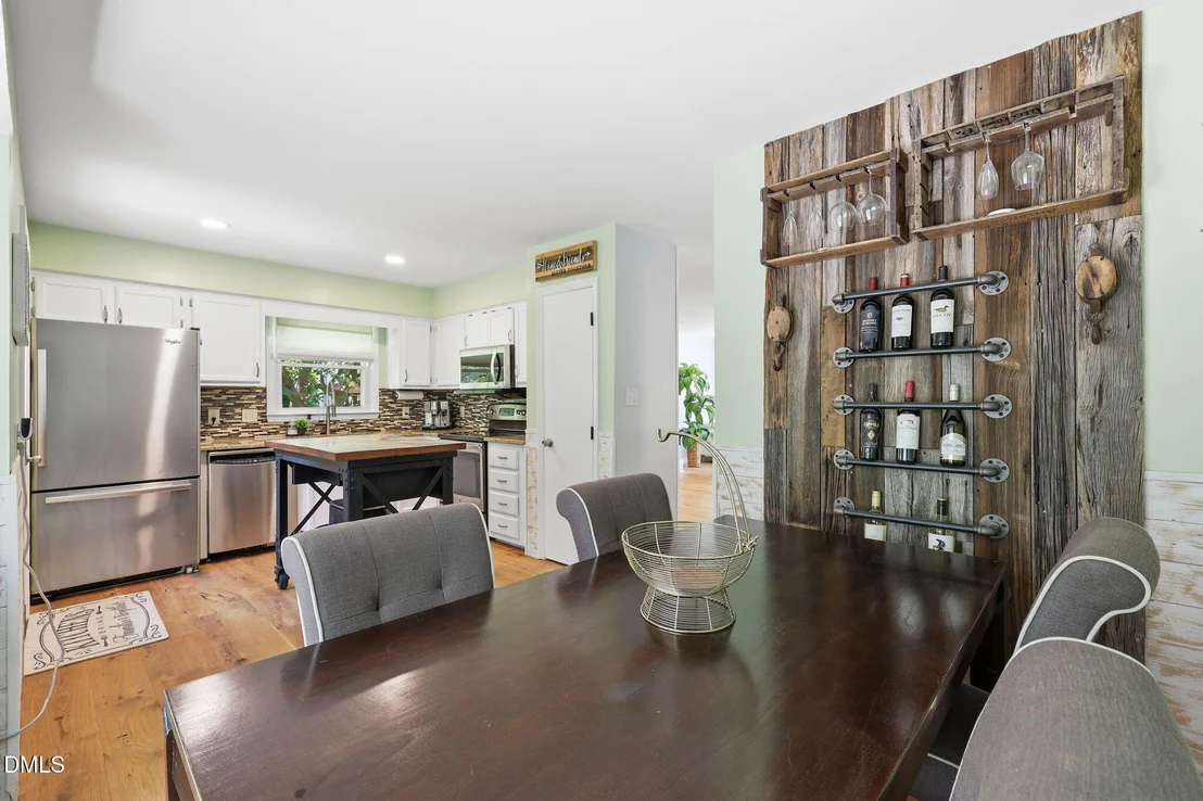 Photo of 224 Rosehaven Drive
