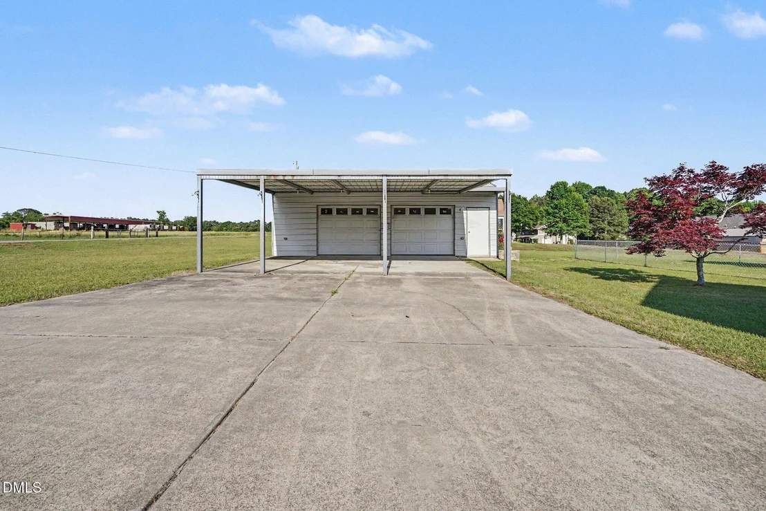Photo of 1025 Long Branch Road