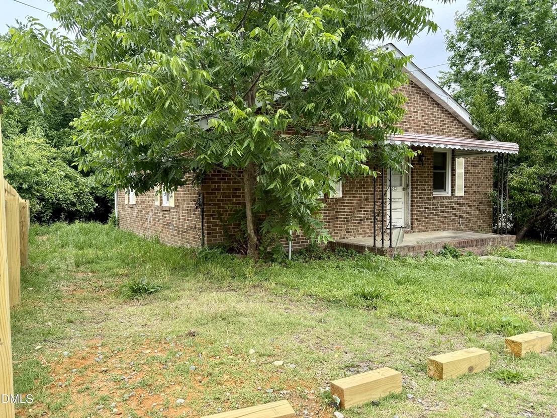 Photo of 502 1st Street