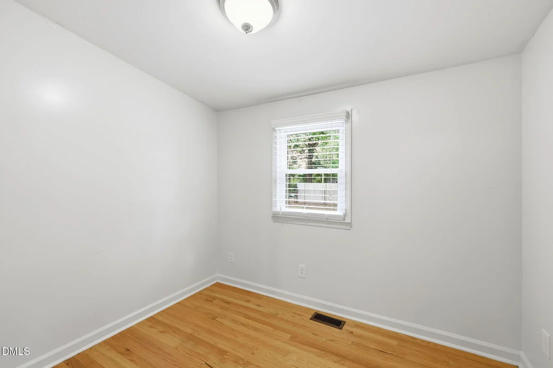 Photo of 1711 Forest Road