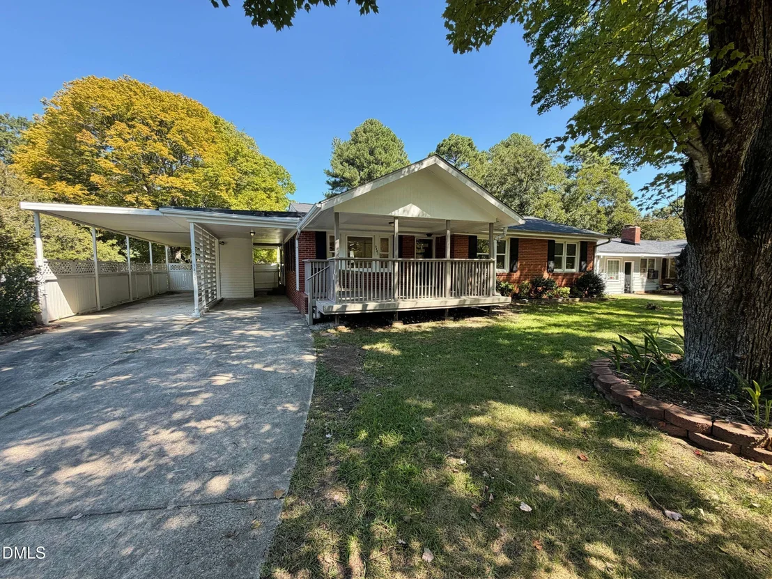 Photo of 3401 Old Buffaloe Road