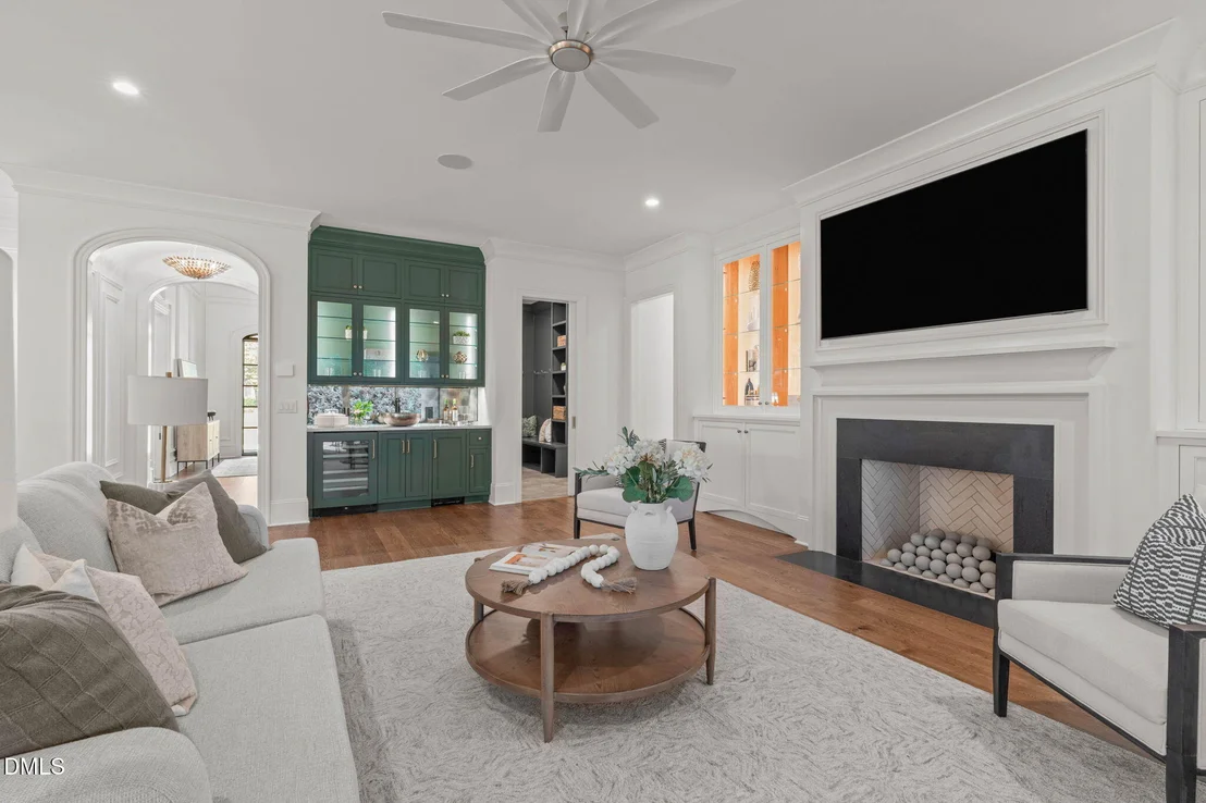 Photo of 6832 Greystone Drive