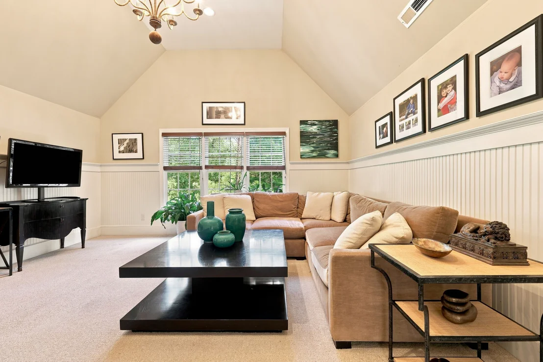 Photo of 153 Edgewood Drive