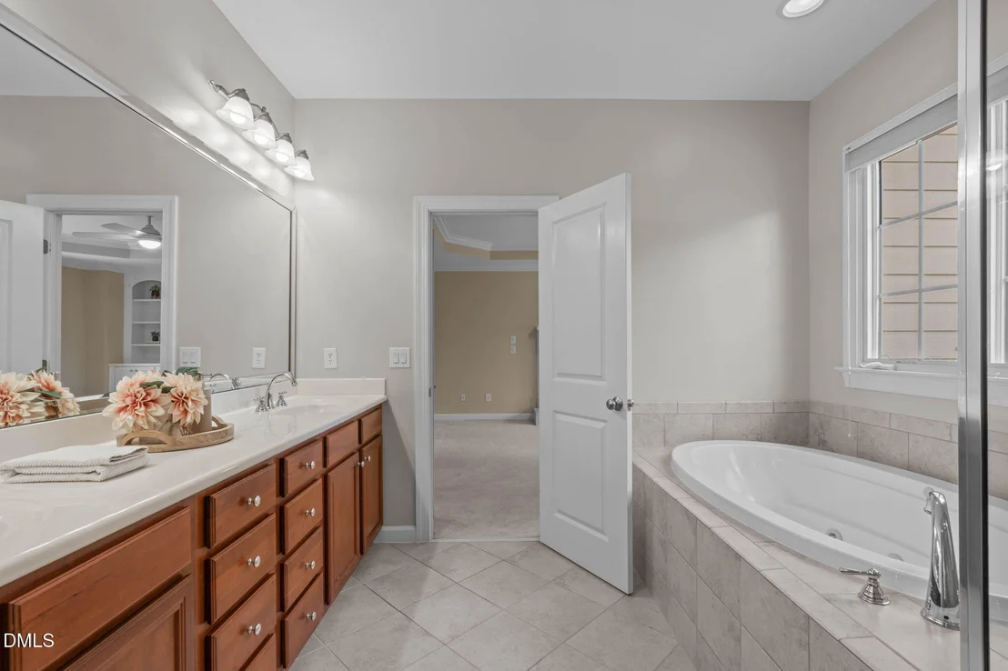 Photo of 5716 Highcroft Drive