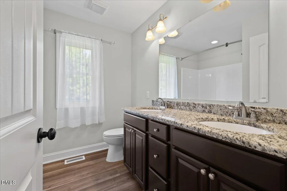 Photo of 11208 Range Road